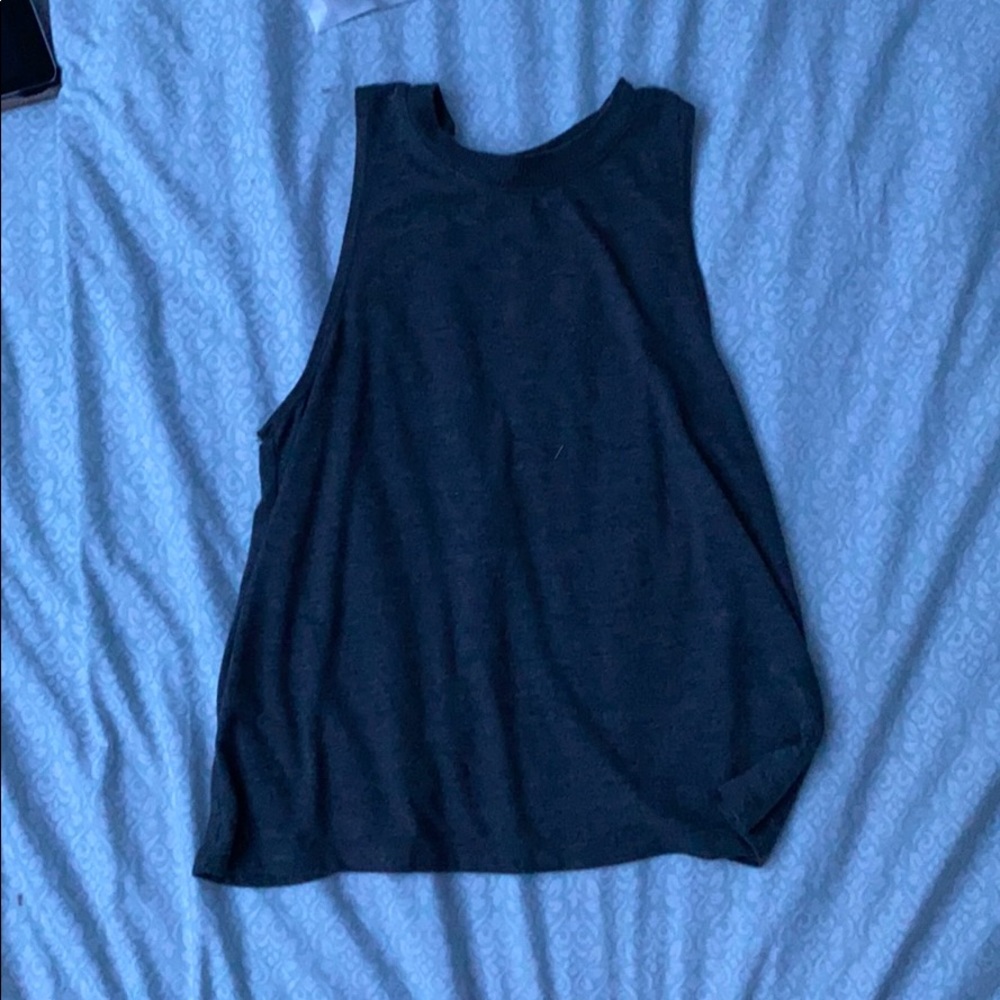 workout tank